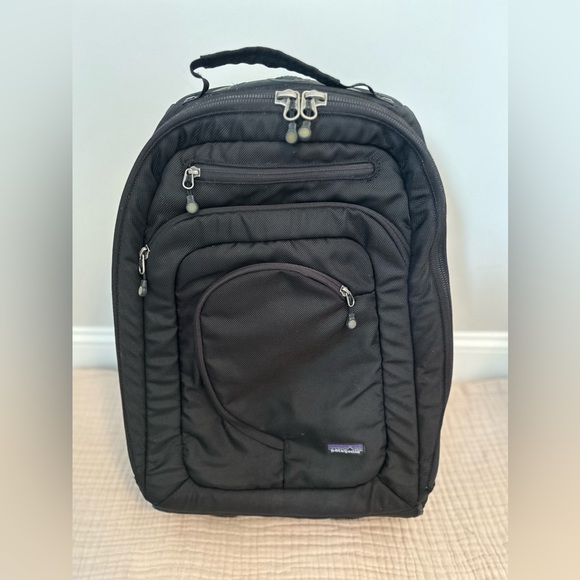 Patagonia Bags Patagonia Mlc Wheelie Roller Carryon Bag Luggage Converts To Backpack Black